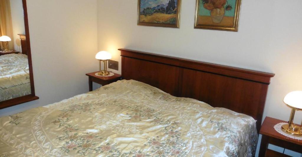 Zimmervermietung Fischer-Vroni-Am-See Gmunden Exterior foto